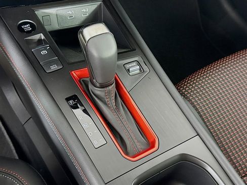 New 2026 Nissan Kicks SR FWD image 17