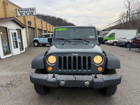 Used 2015 Jeep Wrangler Unlimited Sport w/ Quick Order Package 24S AWD/4WD image 5