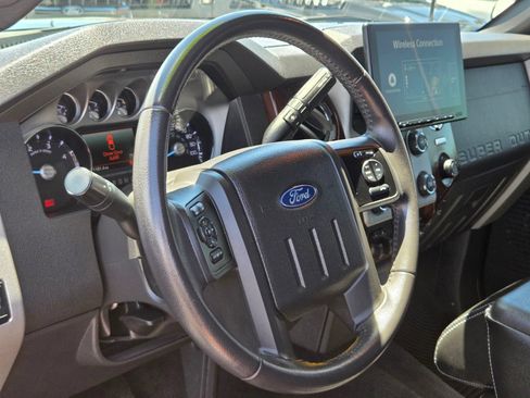 Used 2016 Ford F350 Lariat w/ Lariat Ultimate Package AWD/4WD image 19