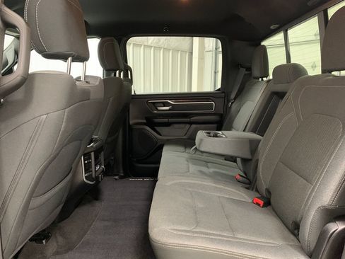 Used 2021 RAM 1500 Big Horn AWD/4WD image 16