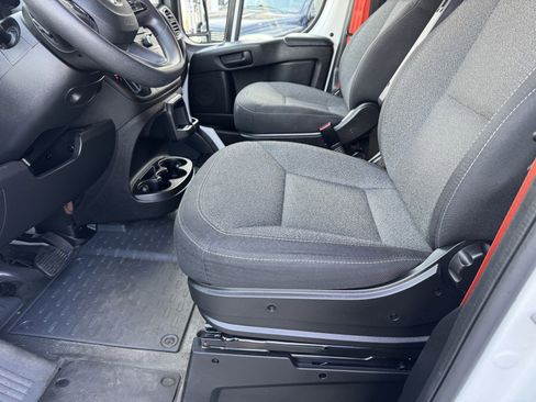 Used 2023 RAM ProMaster 3500 w/ Driver Convenience Group image 17