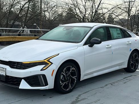 New 2026 Kia K5 GT-Line image 2