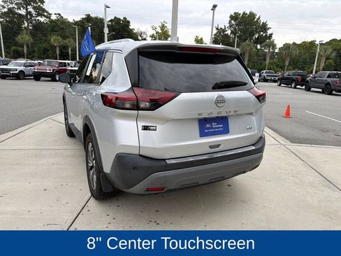 Used 2022 Nissan Rogue SV w/ SV Premium Package FWD image 5