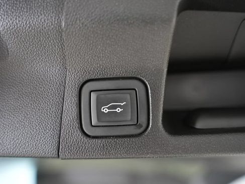 Used 2023 GMC Acadia AT4 w/ GMC Pro Grade Package AWD/4WD image 11