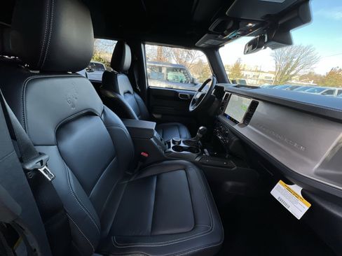 New 2025 Ford Bronco Outer Banks image 26