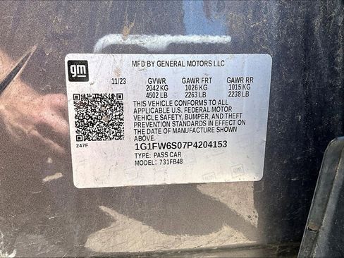 Used 2023 Chevrolet Bolt LT image 38