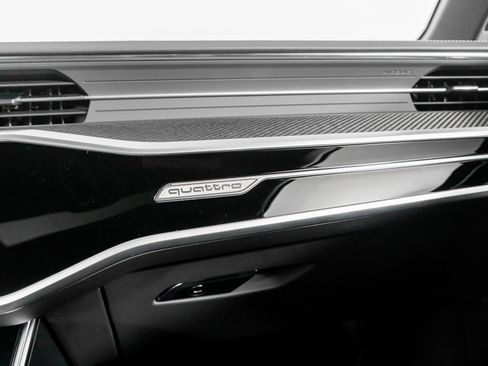 Used 2025 Audi RS 6 performance image 45