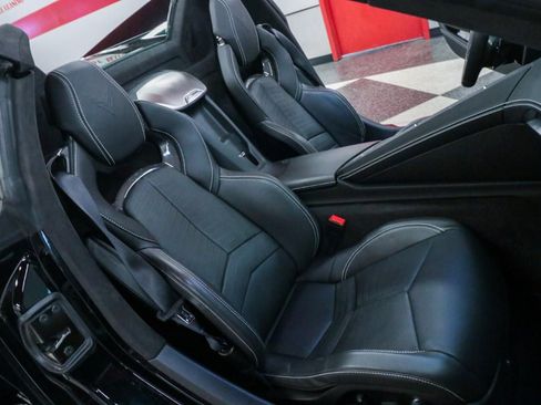 Used 2025 Chevrolet Corvette 3LT image 29