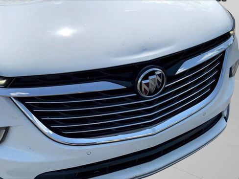 Used 2022 Buick Enclave Essence image 31