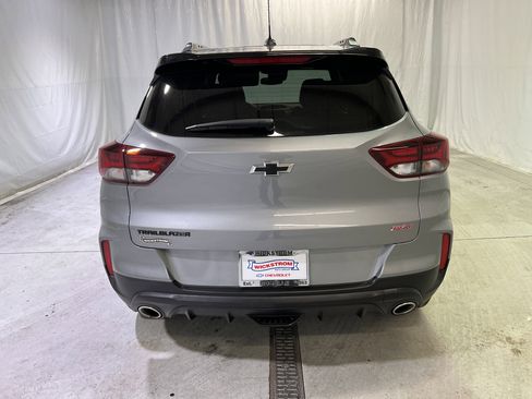 Certified 2023 Chevrolet TrailBlazer RS w/ Sun and Liftgate Package image 9