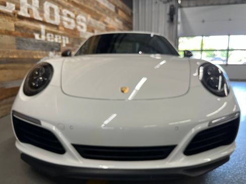 Used 2019 Porsche 911 Carrera T RWD image 66