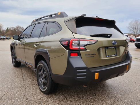 Used 2022 Subaru Outback Wilderness image 3