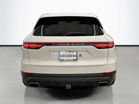 Certified 2022 Porsche Cayenne AWD/4WD image 10