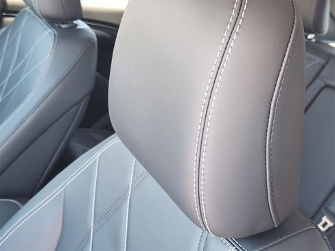 Used 2025 Ford Mustang Mach-E Select image 15