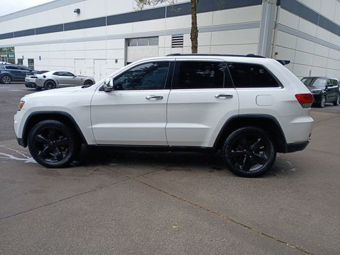 Used 2014 Jeep Grand Cherokee Limited w/ Trailer Tow Group IV AWD/4WD image 6