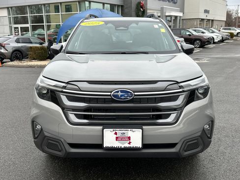 Certified 2025 Subaru Forester Limited image 6