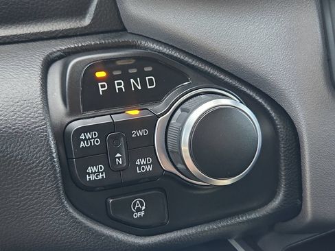 Used 2022 RAM 1500 Big Horn AWD/4WD image 18