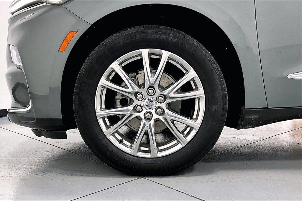Used 2023 Buick Enclave Premium FWD image 10