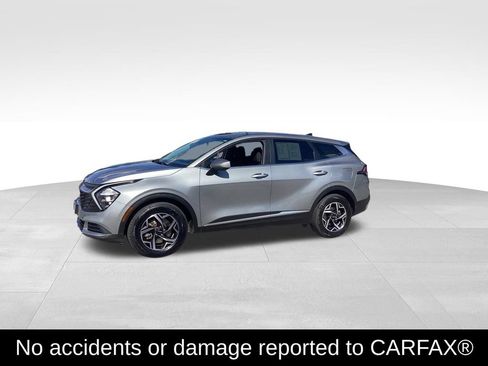 Used 2023 Kia Sportage LX FWD image 2