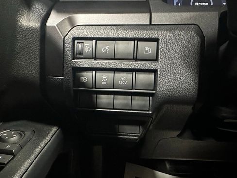 Used 2025 Toyota 4Runner TRD Off-Road image 17