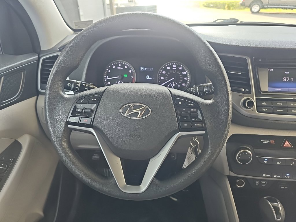Used 2016 Hyundai Tucson SE w/ Option Group 02 AWD/4WD image 17