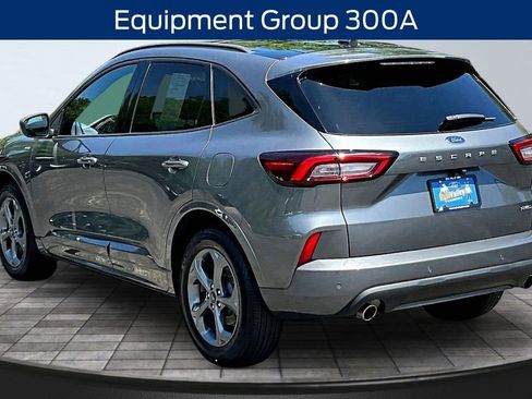 Used 2023 Ford Escape ST-Line w/ Tech Pack #1 AWD/4WD image 4