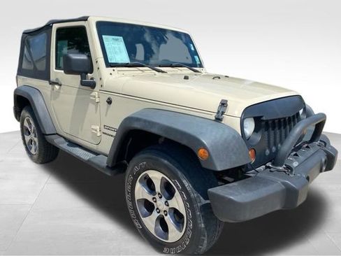 Used 2011 Jeep Wrangler Sport AWD/4WD image 4