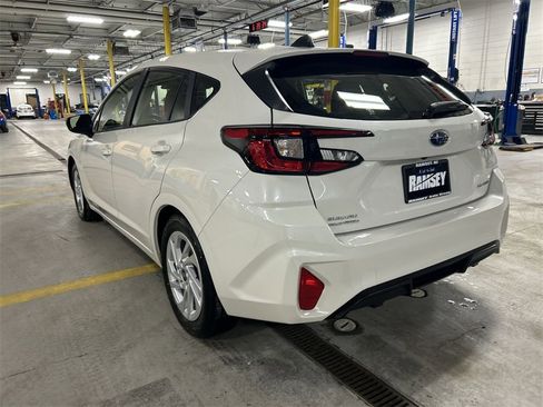 Certified 2025 Subaru Impreza 2.0i image 6