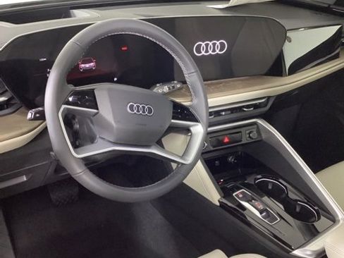 New 2025 Audi Q5 Premium Plus image 9