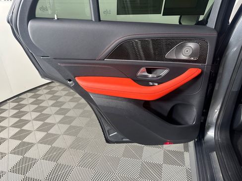 Certified 2025 Mercedes-Benz GLE 53 AMG GLE 53 AMG image 24