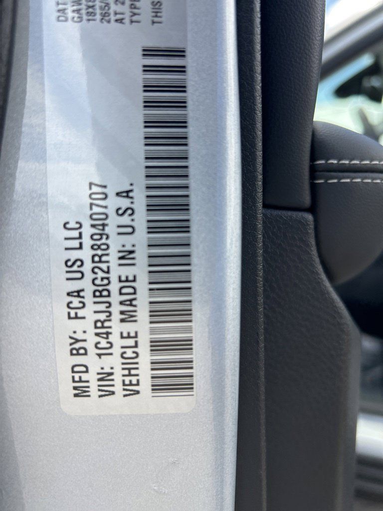 Used 2024 Jeep Grand Cherokee L Limited RWD image 49
