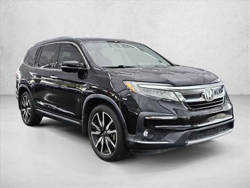 Used 2020 Honda Pilot Touring image 3