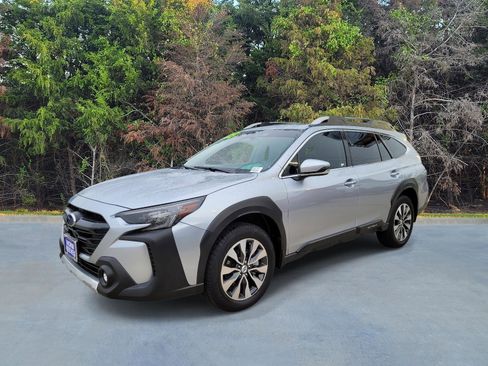 Certified 2025 Subaru Outback Touring XT AWD/4WD image 1