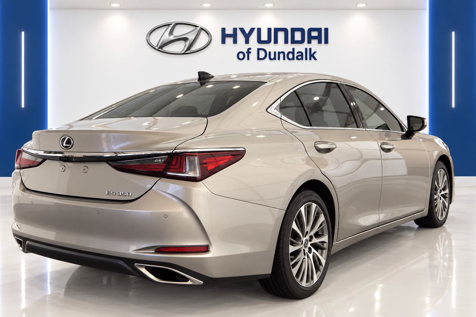 Used 2019 Lexus ES 350 w/ Premium Package FWD image 4