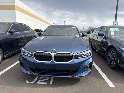 Used 2023 BMW 330i Sedan w/ Premium Package RWD image 7