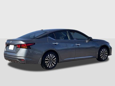 New 2026 Nissan Altima 2.5 SV FWD image 5