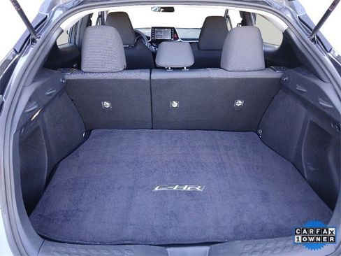 Used 2021 Toyota C-HR LE image 39