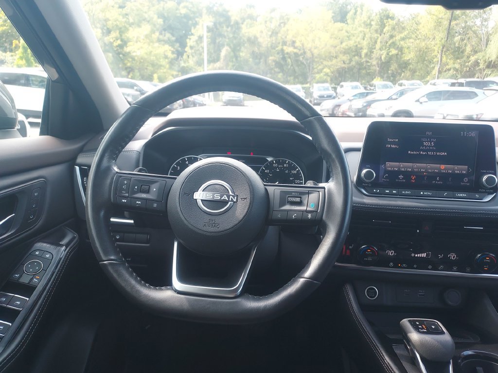 Used 2023 Nissan Rogue SL AWD/4WD image 10