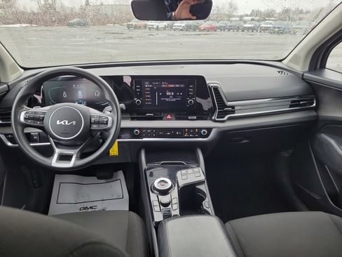 Used 2023 Kia Sportage LX AWD/4WD image 18