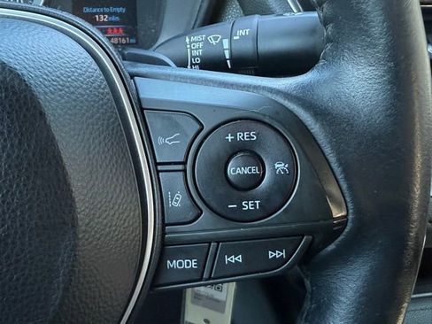 Used 2020 Toyota Corolla SE w/ Carpet Mat Package (TMS) image 37