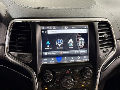 Used 2018 Jeep Grand Cherokee Summit w/ Skid Plate Group image 22