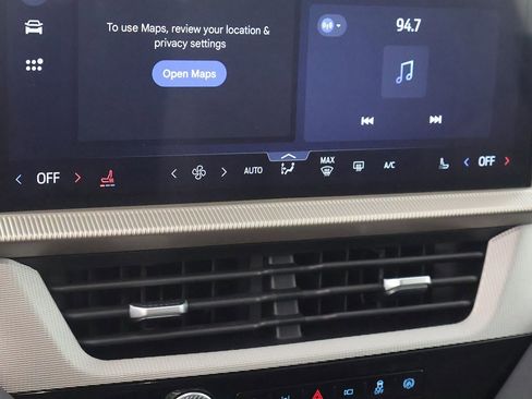 Used 2025 Ford Explorer Active image 45