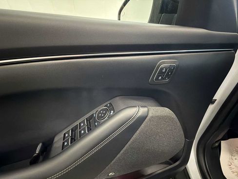 Used 2023 Ford Mustang Mach-E Premium AWD/4WD image 15