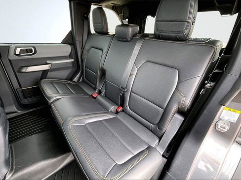 Used 2021 Ford Bronco Badlands image 27