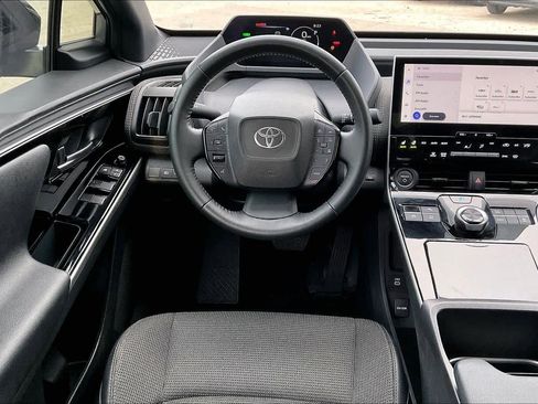 Used 2024 Toyota bZ4X XLE image 5