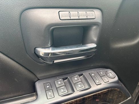 Used 2015 GMC Sierra 3500 Denali w/ Duramax Plus Package AWD/4WD image 11