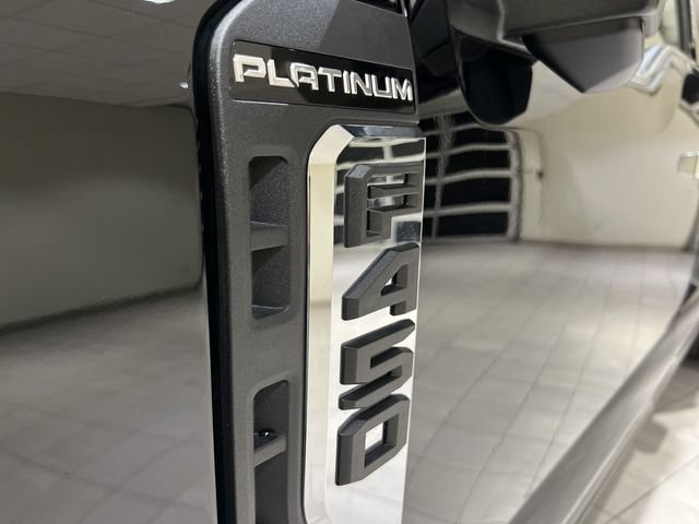 New 2026 Ford F450 Platinum w/ Platinum Plus Package AWD/4WD image 28