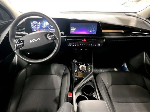New 2024 Kia Niro Wind w/ Wind Preserve Package image 9