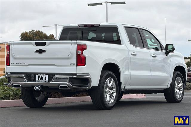 Certified 2021 Chevrolet Silverado 1500 LTZ w/ Technology Package AWD/4WD image 4