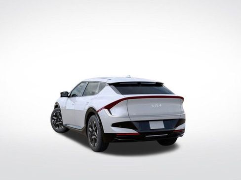 New 2025 Kia EV6 Wind image 4